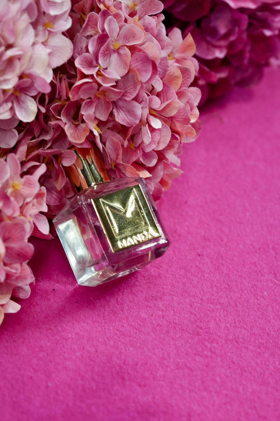 MANDA Bohemian Symphony - Smell you good