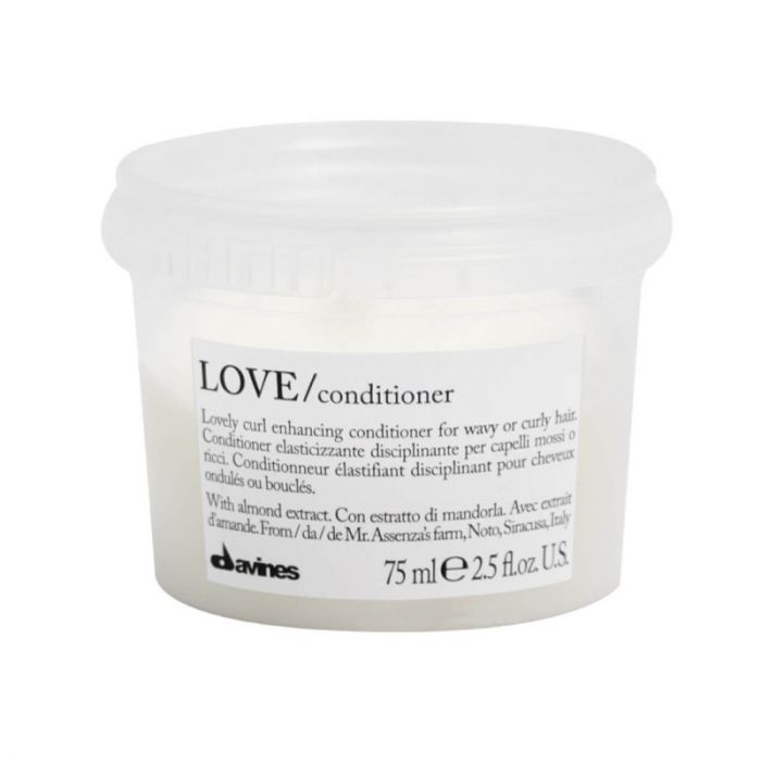 Davines LOVE Curl Enhancing Conditioner - 250 ml of 1000 ml - houdt je krullen in bedwang